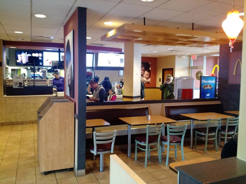 McDonalds | cafe | 7845 Linglestown Rd, Harrisburg, PA 17112, USA | 7175458580 OR +1 717-545-8580