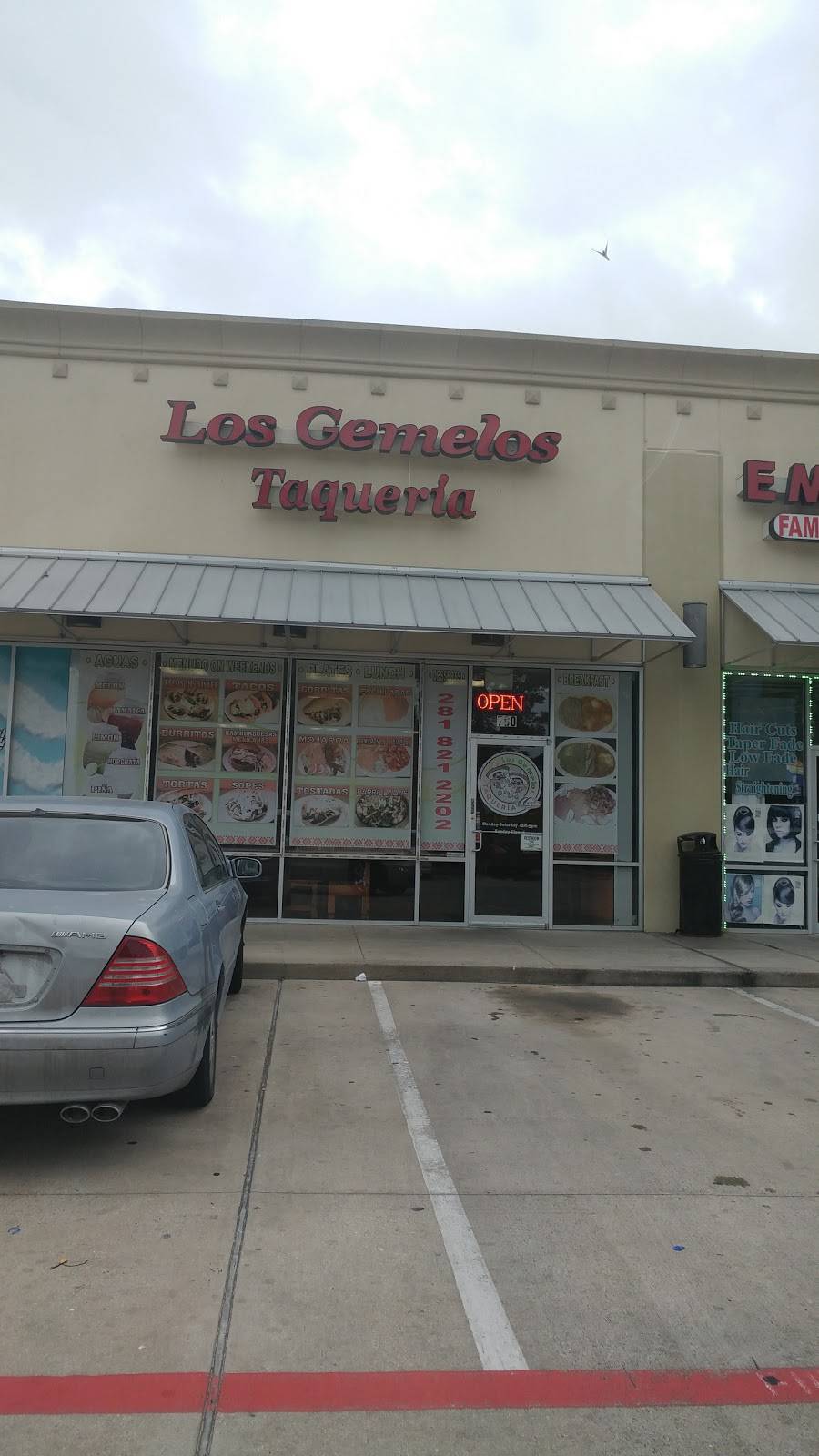 Los Gemelos Taqueria | restaurant | 22424 Imperial Valley Dr, Houston, TX 77073, USA | 2816458481 OR +1 281-645-8481