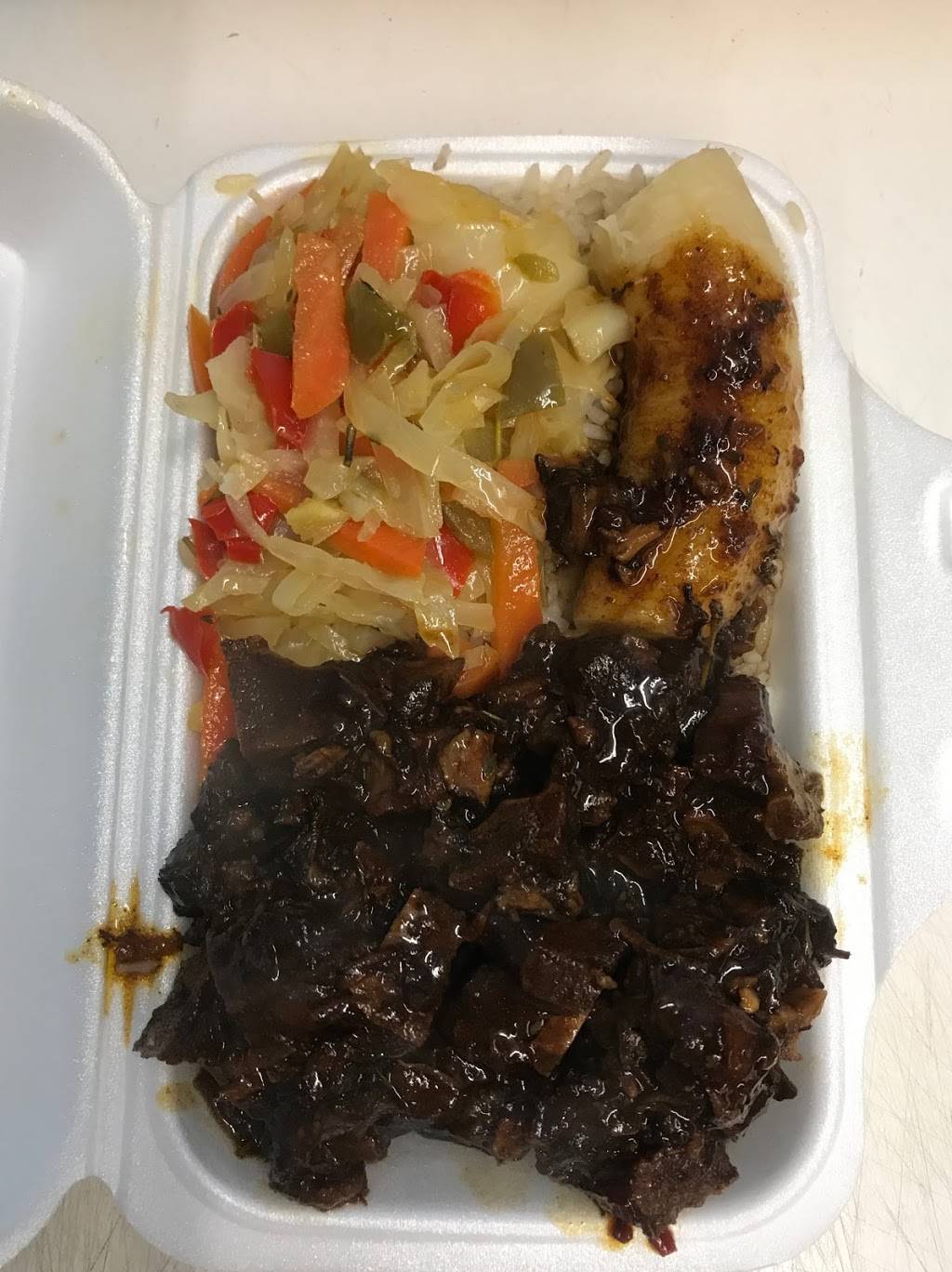 Yah Man Caribbean Restaurant | restaurant | 461 Pharmacy Ave, Scarborough, ON M1L 3G7, Canada | 6475758972 OR +1 647-575-8972