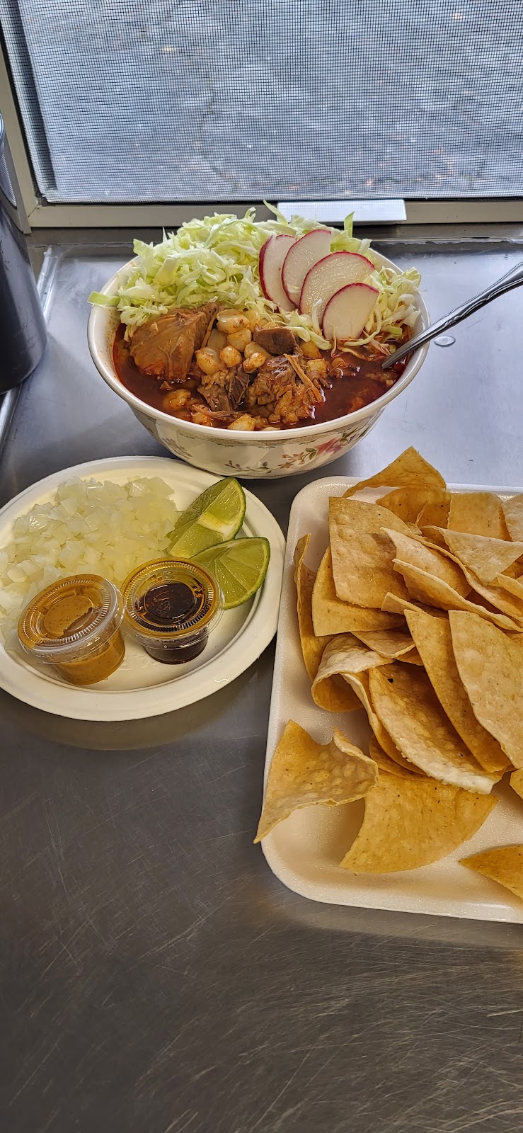 Taquizas Gracian | restaurant | 825 W Main St, Merced, CA 95340, USA | 2093825051 OR +1 209-382-5051