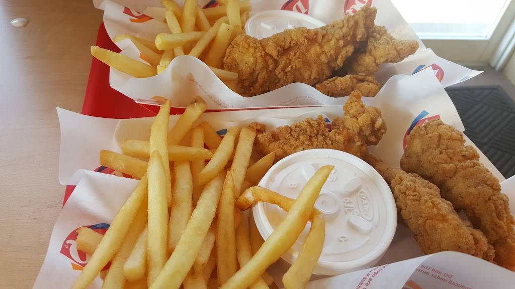 Dairy Queen Grill & Chill | restaurant | 17440 W Bluemound Rd, Brookfield, WI 53045, USA | 2627899101 OR +1 262-789-9101