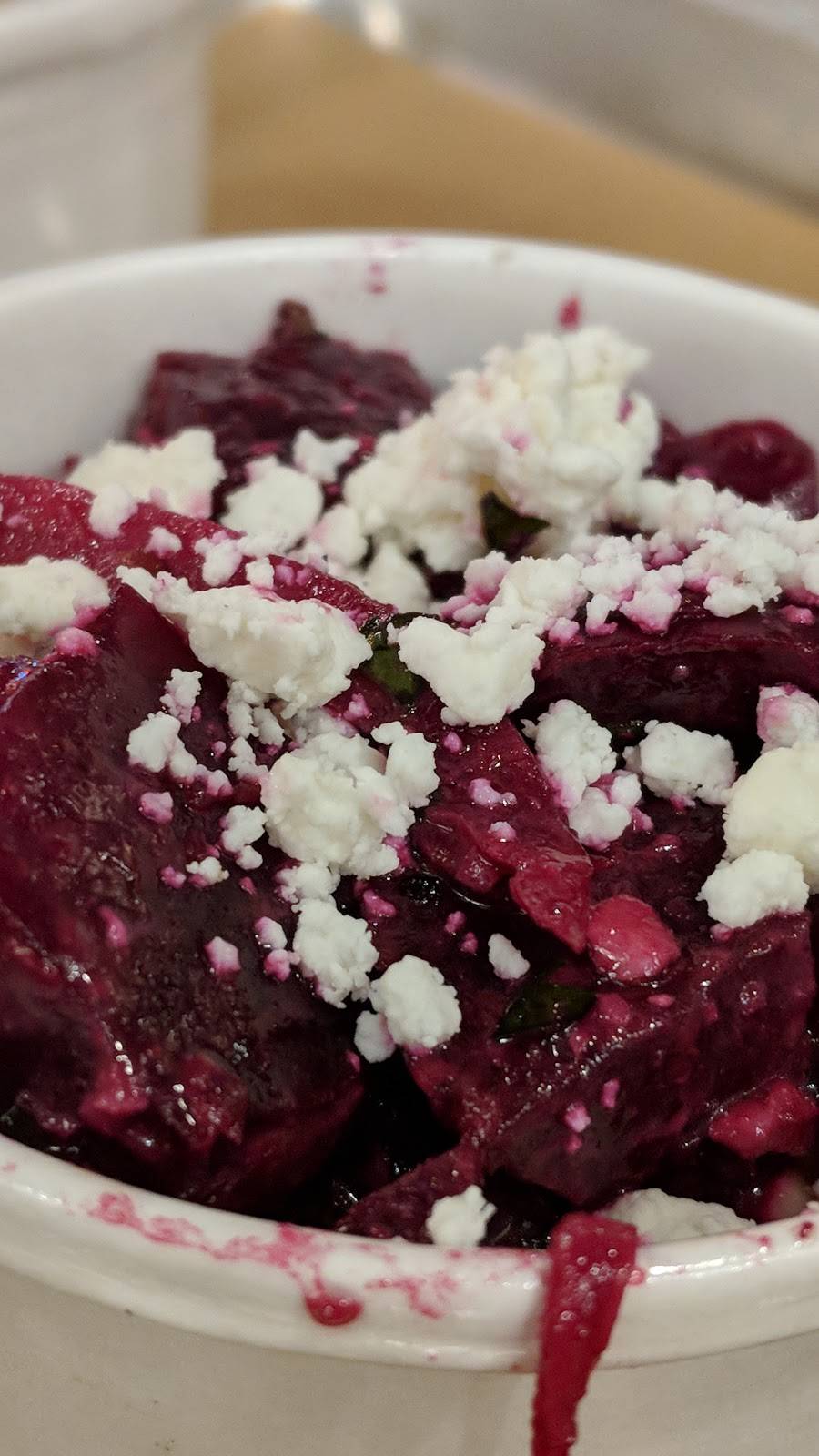 sweetgreen | restaurant | 1743 International Dr, McLean, VA 22102, USA | 7036390355 OR +1 703-639-0355