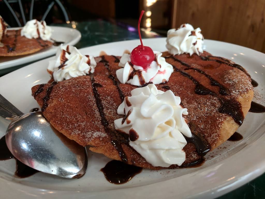 El Caporal Mexican Restaurant | restaurant | 1909 Blankenbaker Pkwy, Louisville, KY 40299, USA | 5022669605 OR +1 502-266-9605