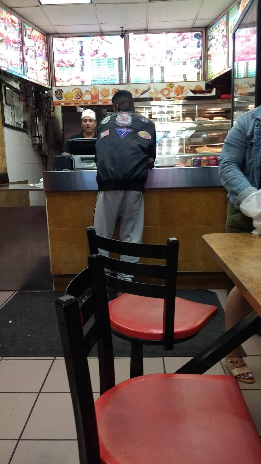 Kennedy Chicken & Sandwichs | restaurant | 707 Lydig Ave, Bronx, NY 10462, USA | 7188231341 OR +1 718-823-1341