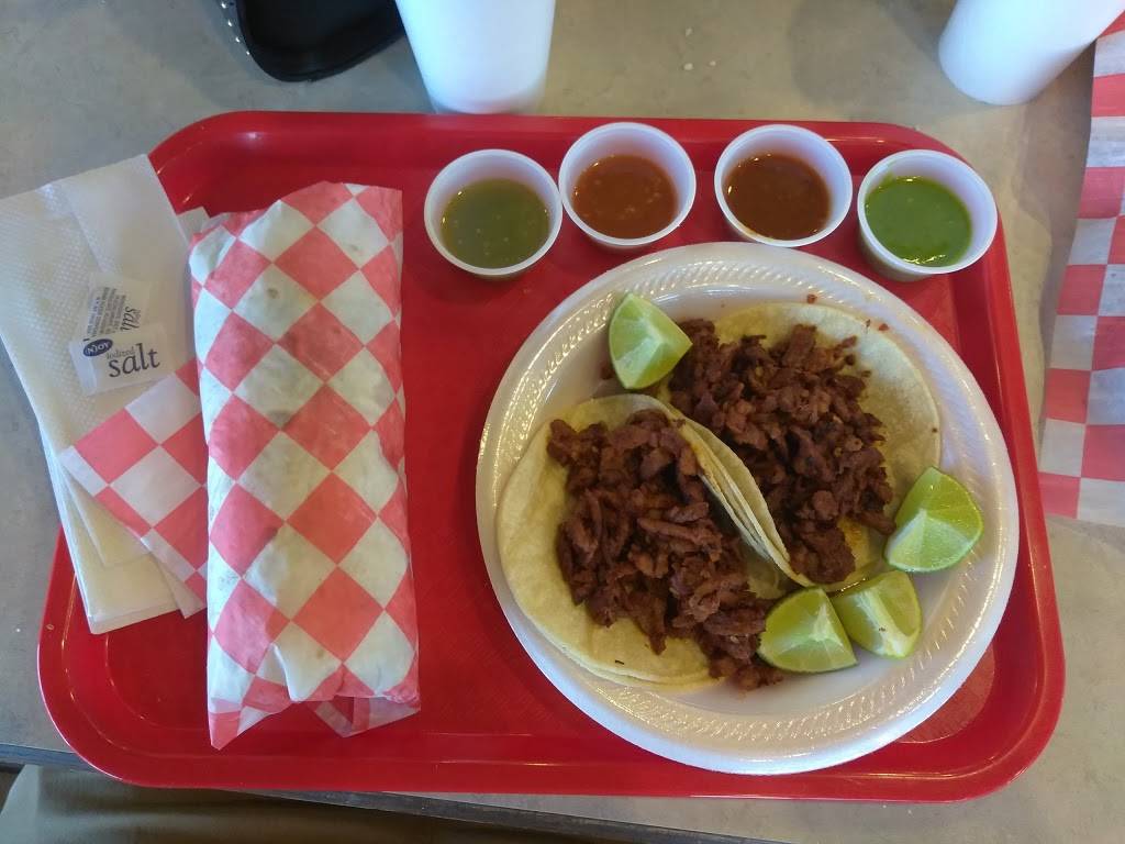 El Gordo | restaurant | 11333 E Central Ave, Wichita, KS 67206, USA | 3166133868 OR +1 316-613-3868