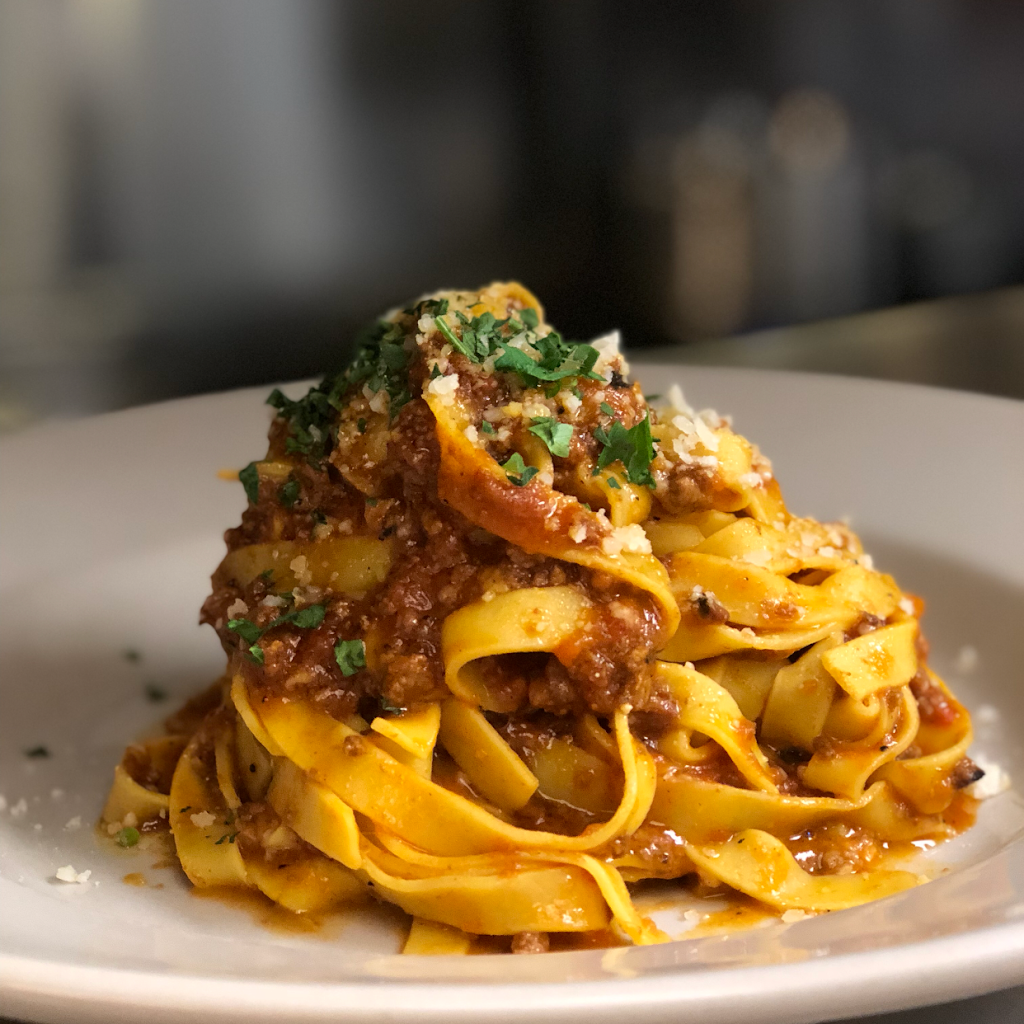 The Ridley House | restaurant | 2107 MacDade Boulevard, Holmes, PA 19043, USA | 6105225400 OR +1 610-522-5400