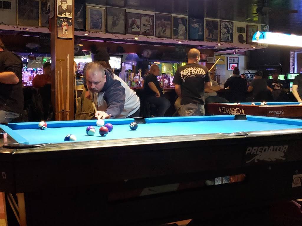 Chicago Sports Bar & Grill | restaurant | 4335 W 47th St, Chicago, IL 60632, USA | 7732541577 OR +1 773-254-1577