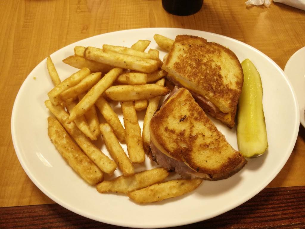 Biggys Place | restaurant | 3701 Fowler St, Fort Myers, FL 33901, USA | 2392770064 OR +1 239-277-0064