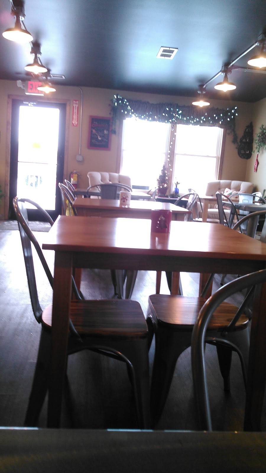 Crave Coffee & Cafe | cafe | 601 Dewitt Ave, Mattoon, IL 61938, USA | 2172951027 OR +1 217-295-1027