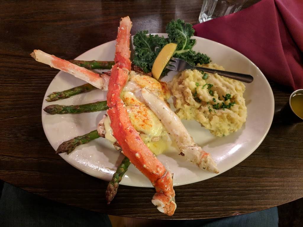 Skoogs Parkside Supper Club | restaurant | 932 N Broadway St #1514, Menomonie, WI 54751, USA | 7152356124 OR +1 715-235-6124