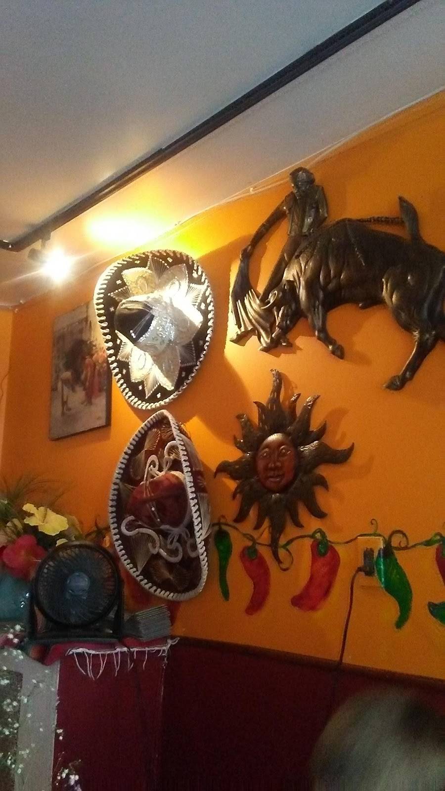 Los Jalapeños | restaurant | 25 N Chestnut St, New Paltz, NY 12561, USA | 8452559000 OR +1 845-255-9000