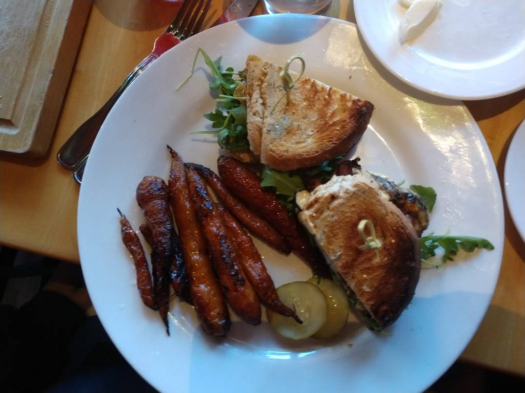 Roots | restaurant | 55 Washington St, Rutland, VT 05701, USA | 8027477414 OR +1 802-747-7414