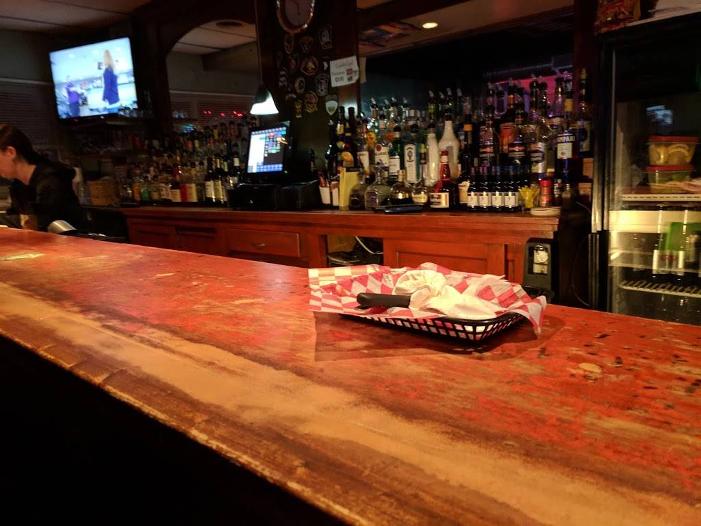 The County Line Saloon | restaurant | 13007 Chippewa Rd, Brecksville, OH 44141, USA | 4405269600 OR +1 440-526-9600