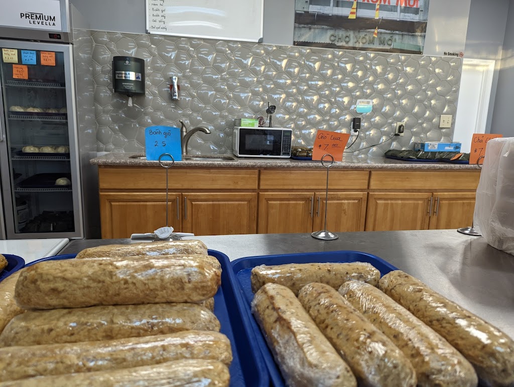 Giò chả Xóm Mới | restaurant | 12826 Veterans Memorial Dr, Houston, TX 77014, USA | 3462702980 OR +1 346-270-2980