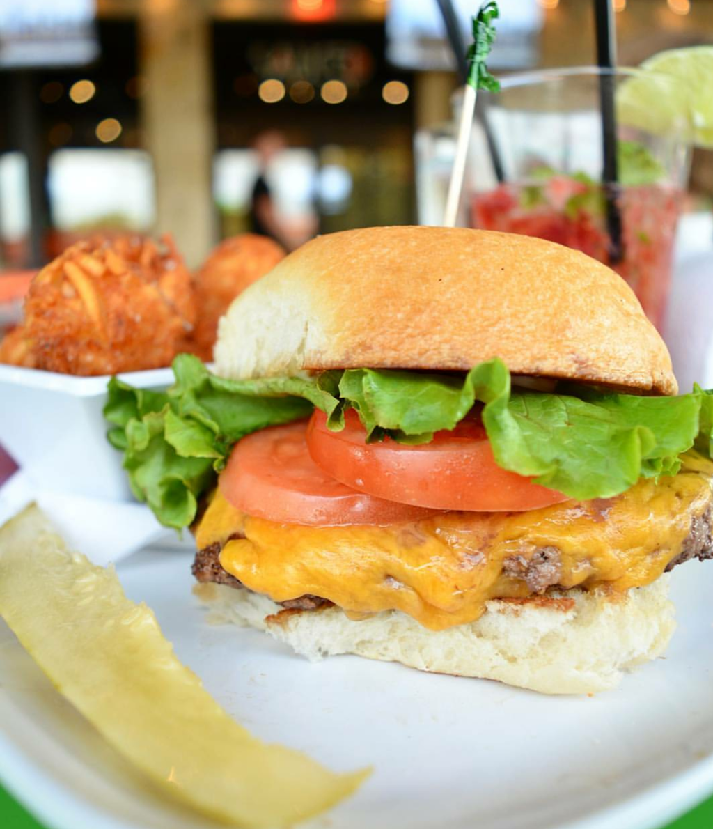 Sauced Wing Bar | restaurant | 215 W Bandera Rd #101, Boerne, TX 78006, USA | 8303314398 OR +1 830-331-4398