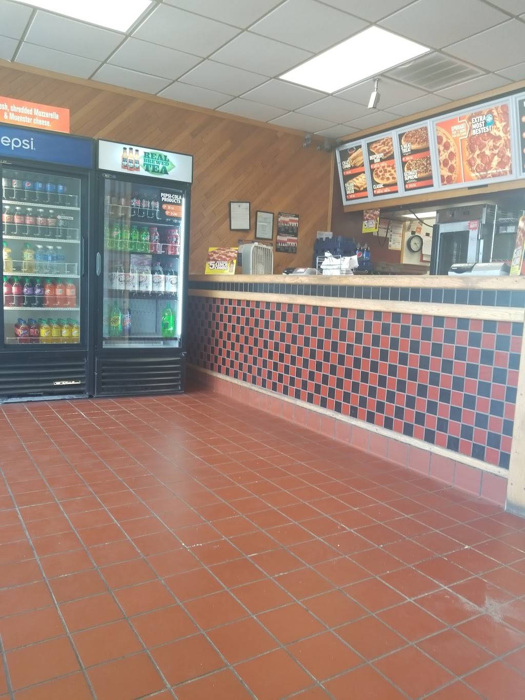 Little Caesars Pizza | meal takeaway | 6203 Main St, Grandview, MO 64030, USA | 8167658778 OR +1 816-765-8778