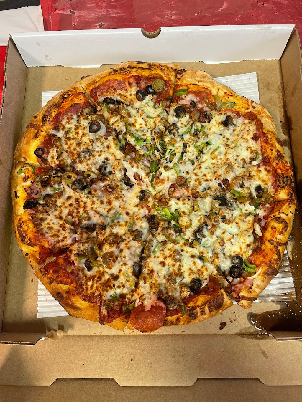 Samuel Mancinos | restaurant | 308 S Division St, Bristol, IN 46507, USA | 5746220008 OR +1 574-622-0008