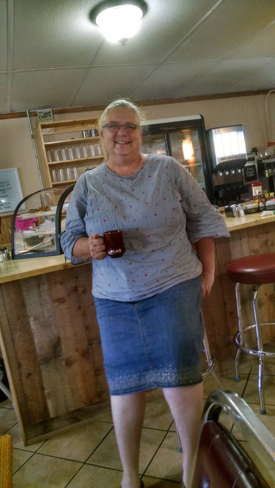 Sunshine and grzybas Rosholt Cafe | restaurant | Rosholt, WI 54473, USA | 7156776779 OR +1 715-677-6779