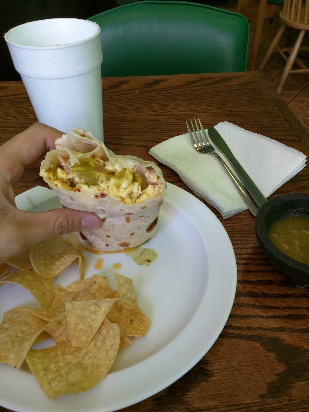 Manolys Bakery | restaurant | 11771 Santa Monica Blvd, Los Angeles, CA 90025, USA | 3104730622 OR +1 310-473-0622