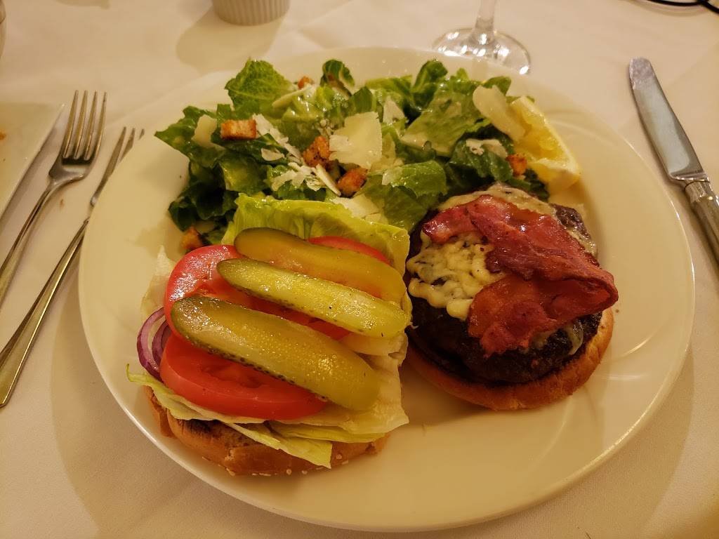 The Crazy Fox Bistro | restaurant | 135 Bayfield St, Barrie, ON L4M 3B3, Canada | 7057375000 OR +1 705-737-5000