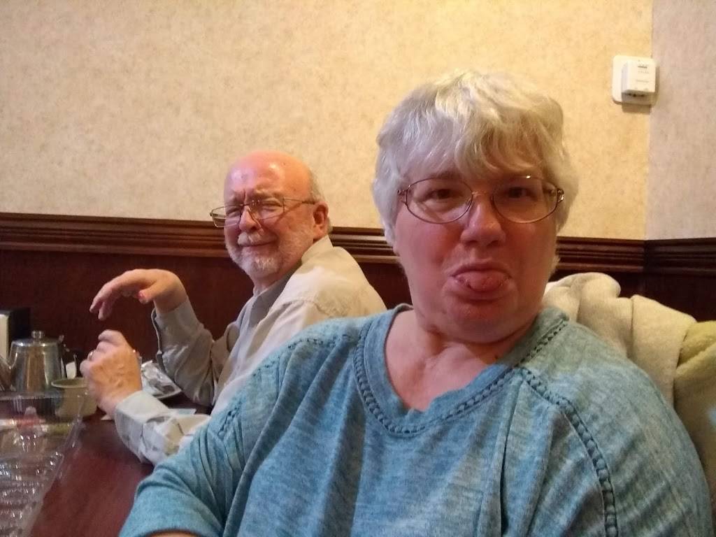 Hong Kong Restaurant | restaurant | 616 Sunnyside Dr, Cloquet, MN 55720, USA | 2188792963 OR +1 218-879-2963