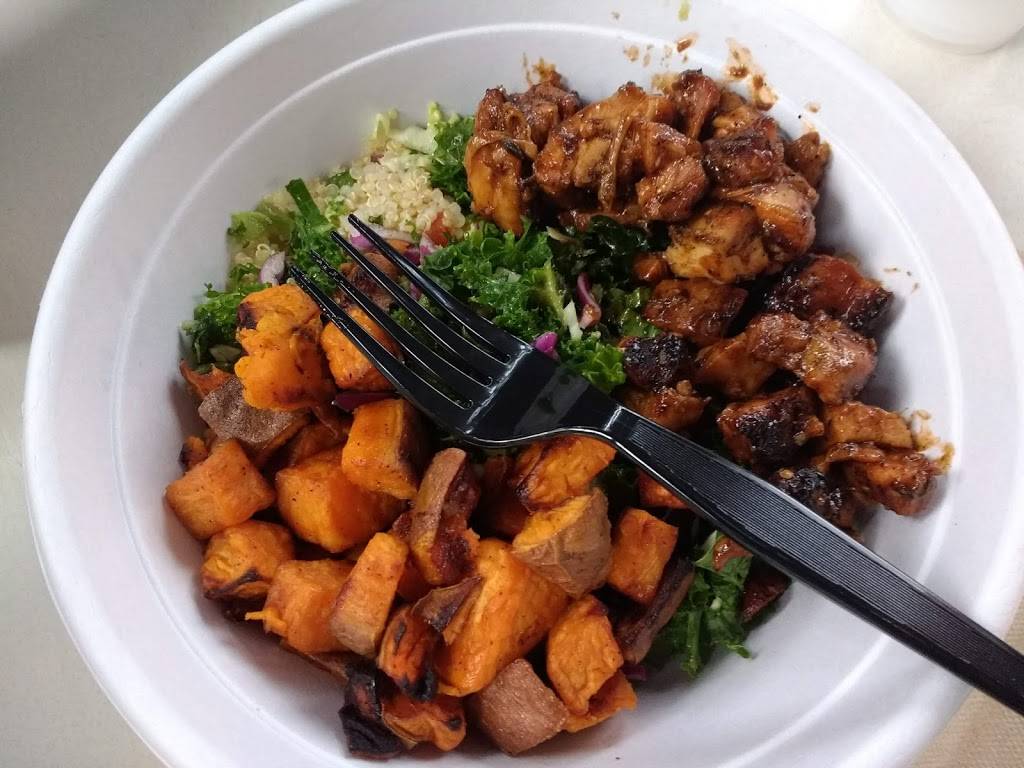 Fresh Kitchen | restaurant | 851 N. Alafaya Trail Q01, Orlando, FL 32828, USA | 4078662219 OR +1 407-866-2219