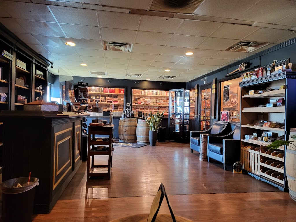 SUN OF A GUN CIGARS, WINE, BEER & TOBACCO | night club | 1651 S Arizona Ave #5741, Yuma, AZ 85364, USA | 9282763500 OR +1 928-276-3500