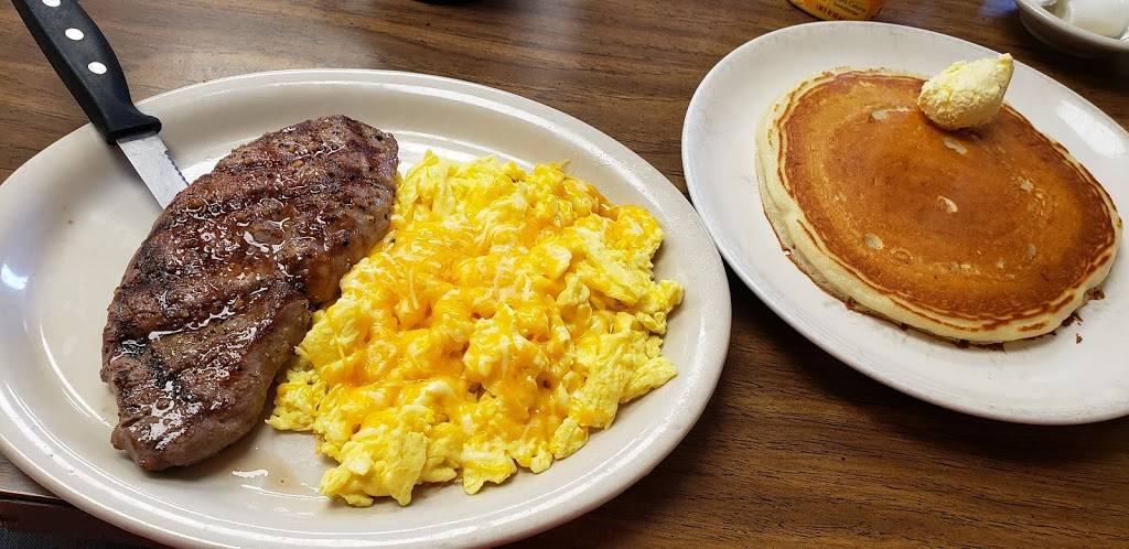 Auntie Cs Restaurant | restaurant | 425 East 61st St N #1b, Park City, KS 67219, USA | 3167447244 OR +1 316-744-7244