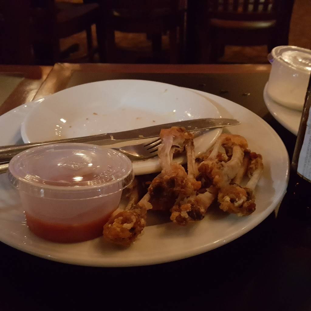 Shannons | restaurant | 2801 Plank Rd, Fredericksburg, VA 22401, USA | 5407868321 OR +1 540-786-8321