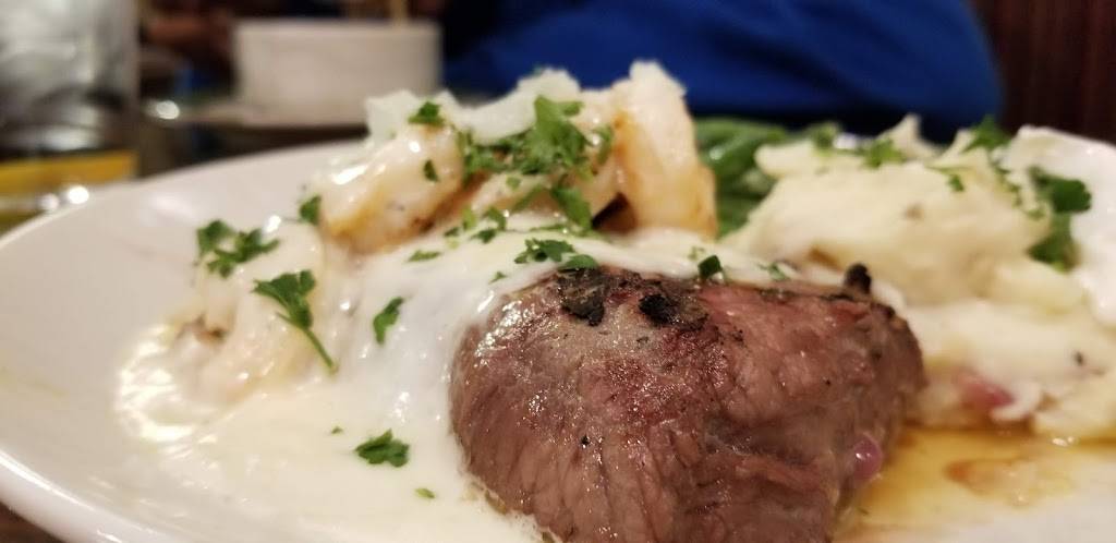 Applebees Grill + Bar | restaurant | 32175 CA-79, Temecula, CA 92592, USA | 9515067852 OR +1 951-506-7852