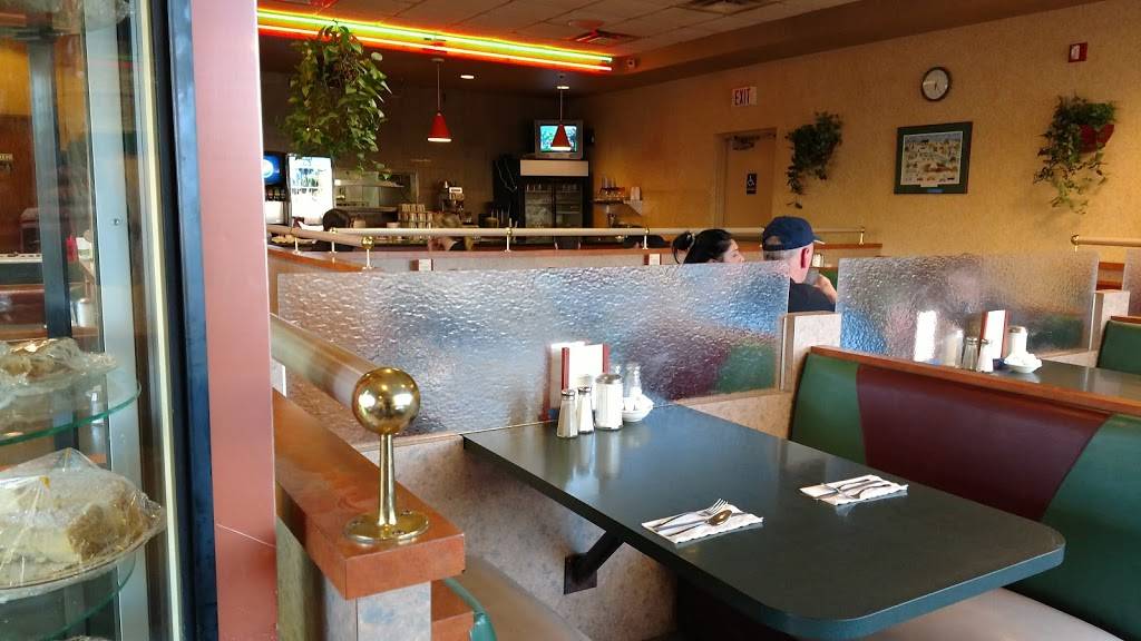 Brockport Diner | restaurant | 11 Erie St, Brockport, NY 14420, USA | 5856374060 OR +1 585-637-4060