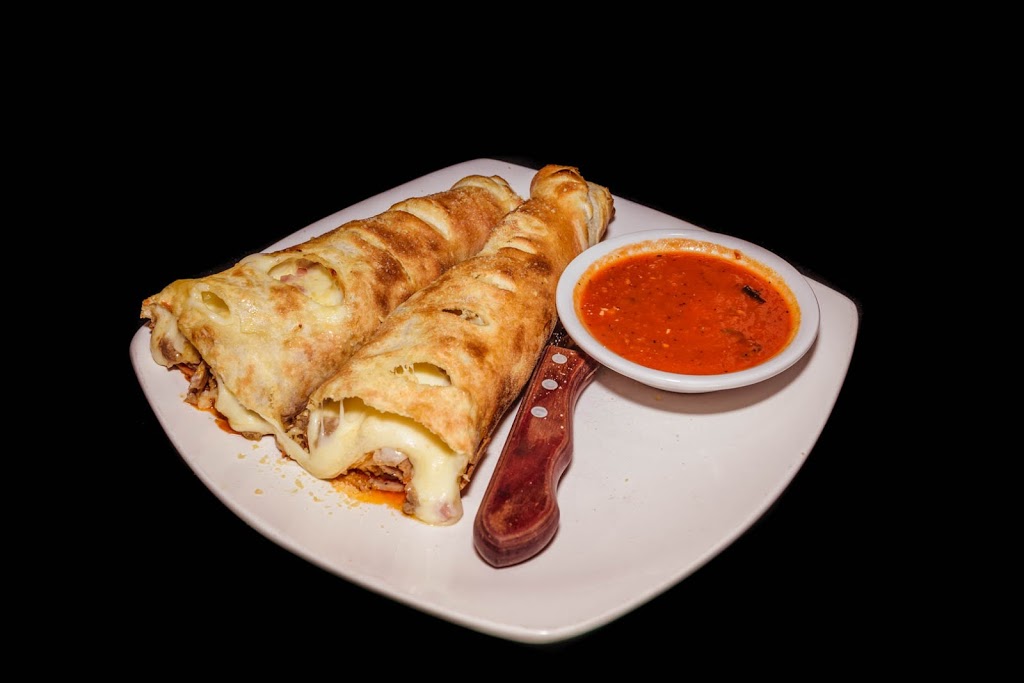 Vinnys N.Y. Pizza & Grill - Midtown | restaurant | 860 Peachtree St NE, Atlanta, GA 30308, USA | 4048720484 OR +1 404-872-0484