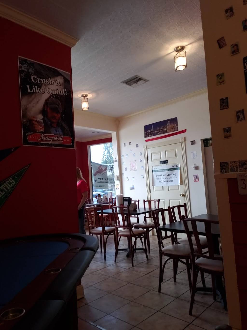 Downtown Crossing | restaurant | 1103 US-1, Sebastian, FL 32958, USA | 7726966068 OR +1 772-696-6068