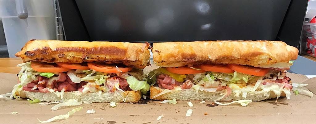 Bellacinos Pizza & Grinders | restaurant | 800 Brown Rd, Auburn Hills, MI 48326, USA | 2483914900 OR +1 248-391-4900