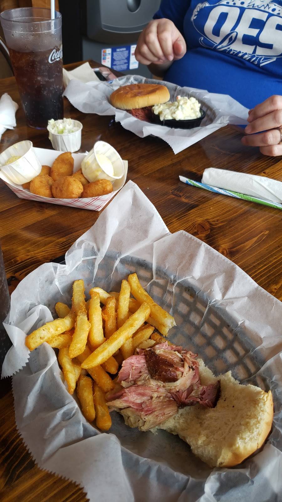 Pik N Pig | restaurant | 194 Gilliam McConnell Rd, Carthage, NC 28327, USA | 9109477591 OR +1 910-947-7591