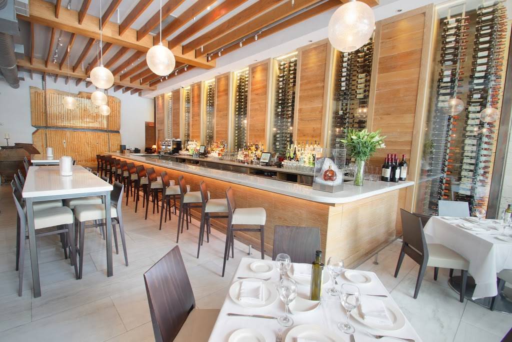 Estiatorio Milos by Costas Spiliadis | restaurant | 730 1st St, Miami Beach, FL 33139, USA | 3056046800 OR +1 305-604-6800