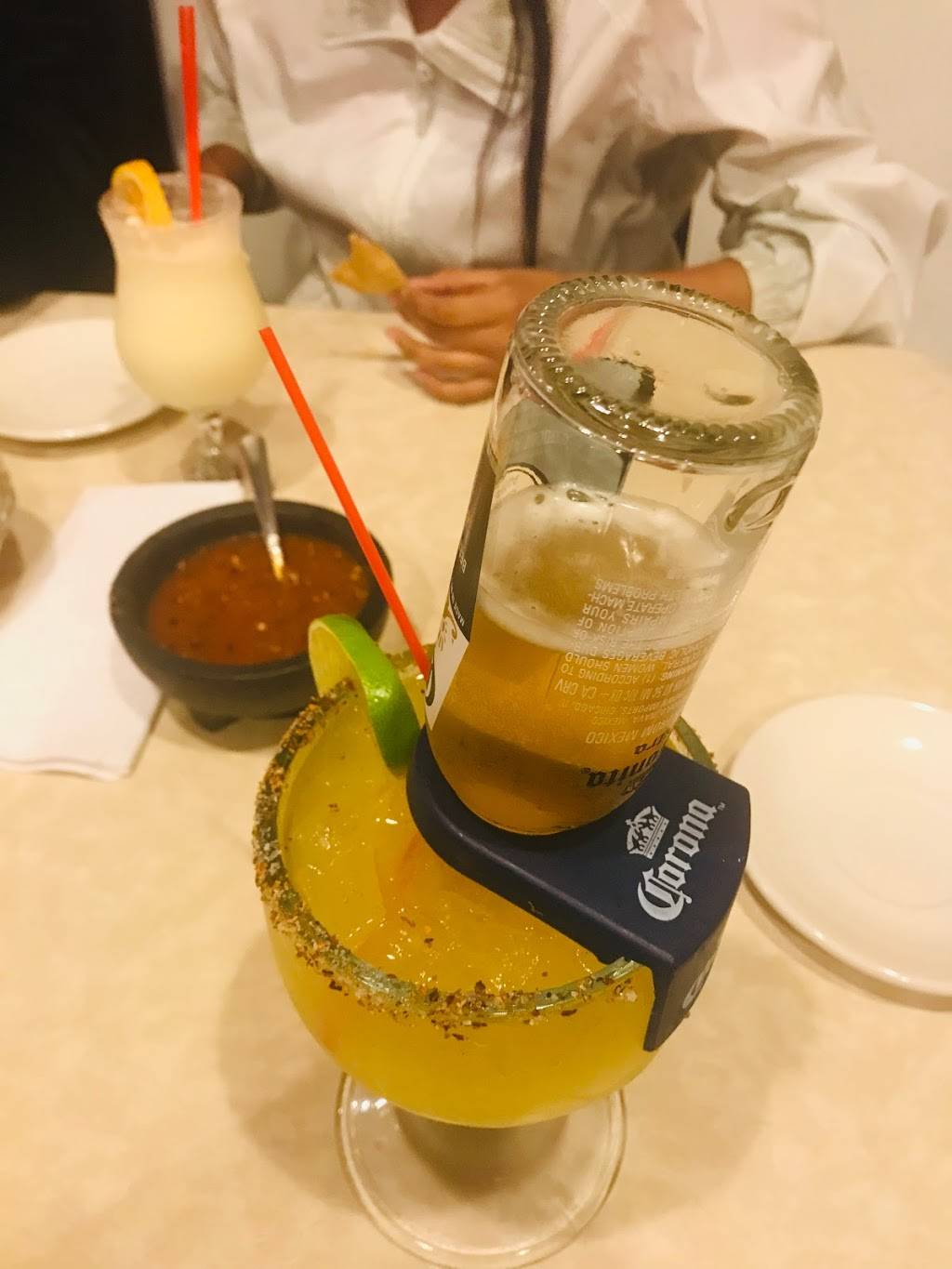 5 Estrellas Restaurante | restaurant | 2908 W 59th St, Chicago, IL 60629, USA | 7737376914 OR +1 773-737-6914