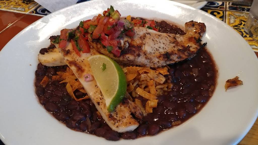 Chilis Grill & Bar | meal takeaway | 640 E Rand Rd, Arlington Heights, IL 60004, USA | 8478188171 OR +1 847-818-8171