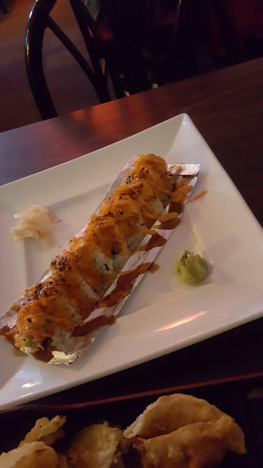 Tower Sushi | restaurant | 724 E Olive Ave, Fresno, CA 93728, USA | 5594853978 OR +1 559-485-3978