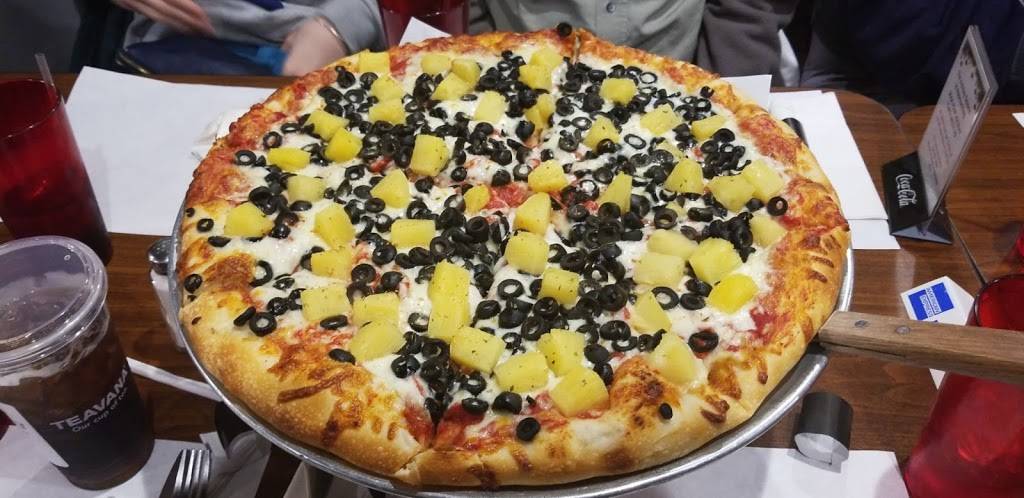 Luigis Pizza And Catering | restaurant | 9950 Transit Rd, East Amherst, NY 14051, USA | 7166398162 OR +1 716-639-8162