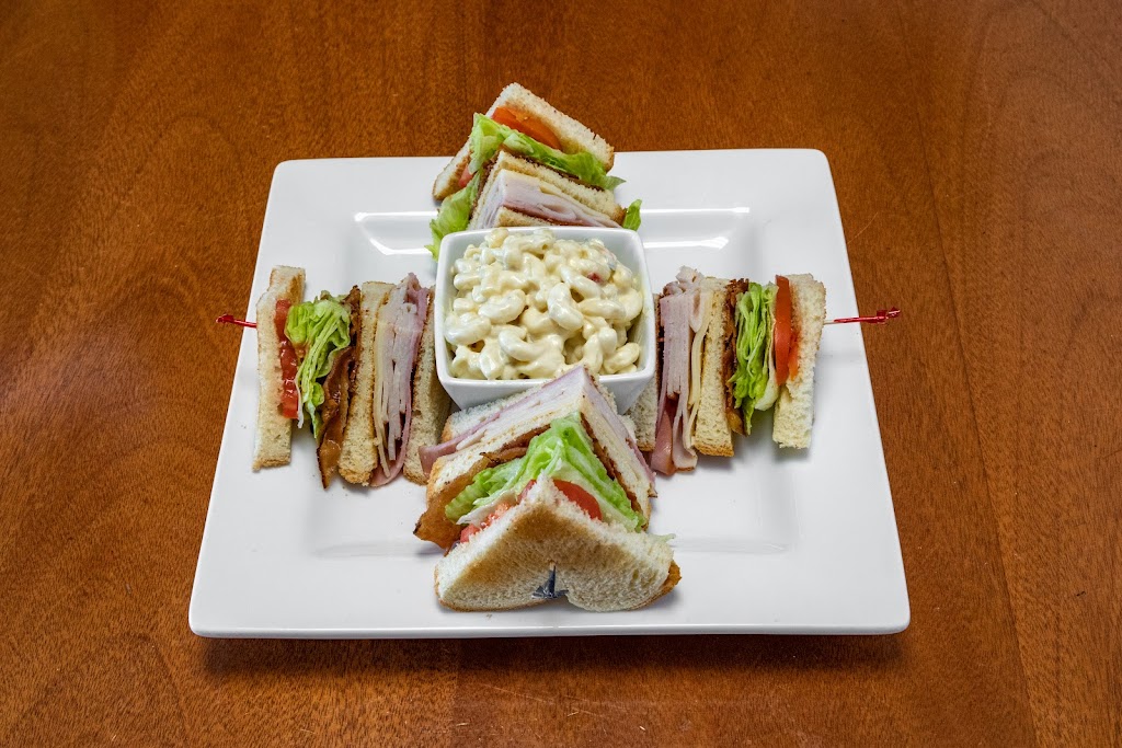 Father Sarduccis Pizza, Pasta & More | restaurant | 11127 W Arizona Ave, Youngtown, AZ 85363, USA | 6232488173 OR +1 623-248-8173