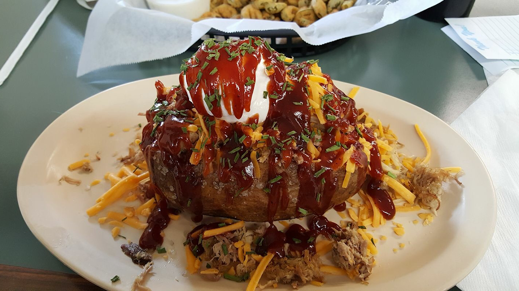 Hix BBQ and Catering | restaurant | 1245 E Andrew Johnson Hwy, Greeneville, TN 37745, USA | 4235255332 OR +1 423-525-5332