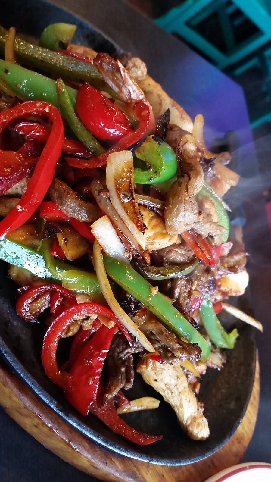 Chilangos Seafood Restaurant | restaurant | 3617 Williams Blvd, Kenner, LA 70065, USA | 5044716100 OR +1 504-471-6100