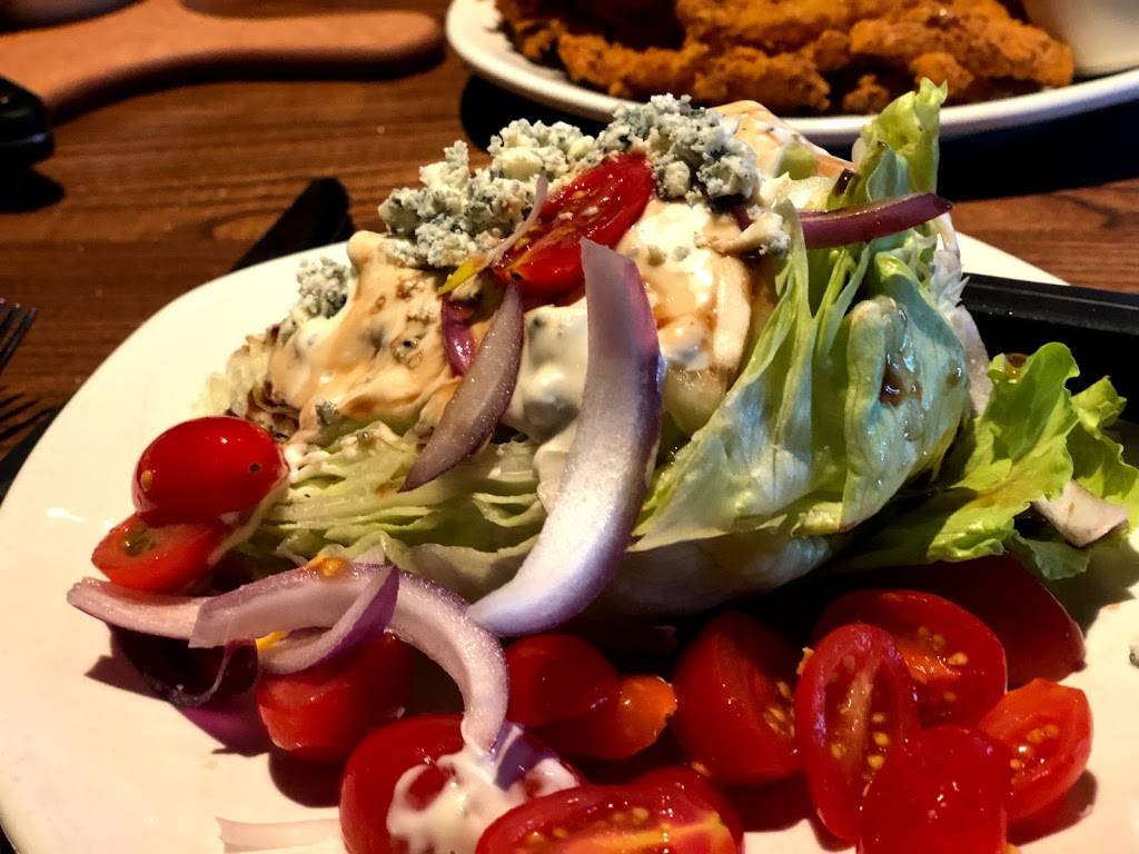 Outback Steakhouse | restaurant | 860 N Interstate Dr, Norman, OK 73072, USA | 4054476770 OR +1 405-447-6770