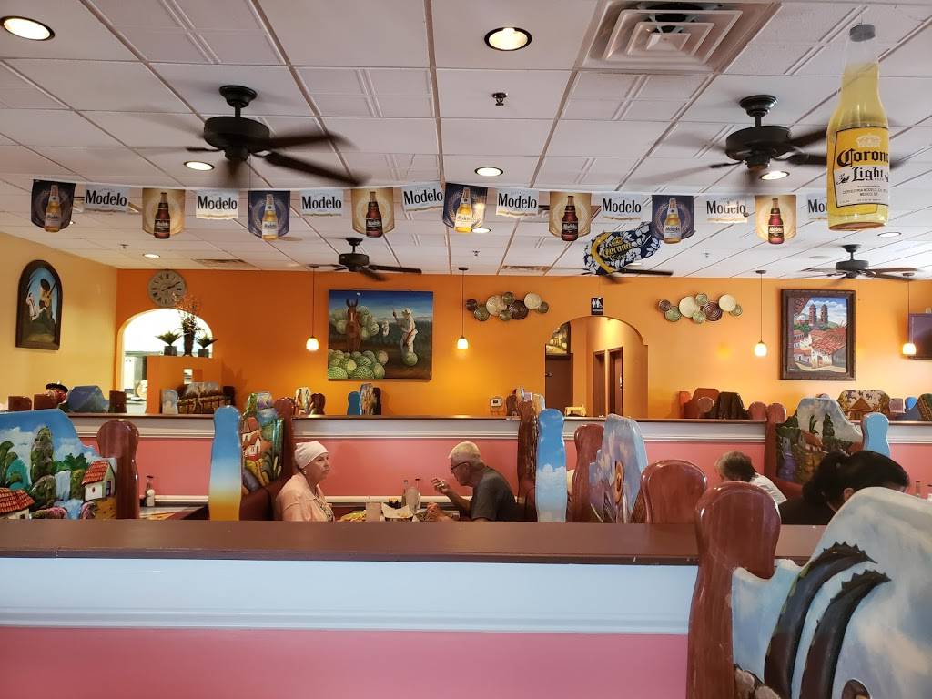 Los Tres Magueyes | restaurant | 10120 Green Level Church Road, Cary, NC 27519, USA | 9192675444 OR +1 919-267-5444