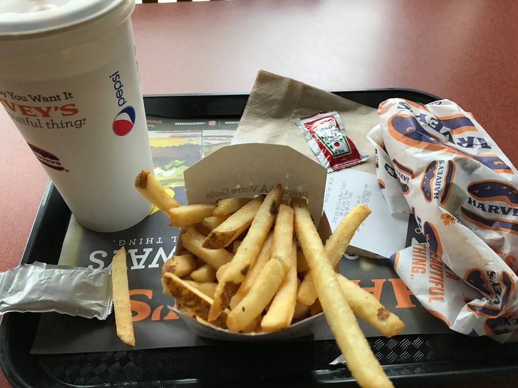Harveys | restaurant | 898 Don Mills Rd, Business Park, Barber Greene Rd, North York, ON M3C 1V6, Canada | 4164441343 OR +1 416-444-1343