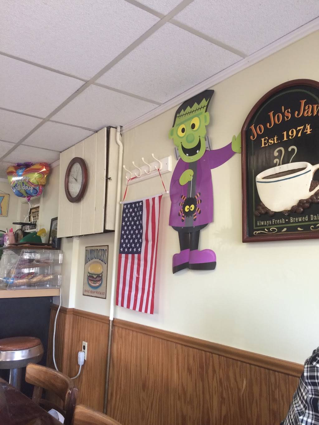 J&B Luncheonette | restaurant | 189 US-9W, Haverstraw, NY 10927, USA | 8454295083 OR +1 845-429-5083