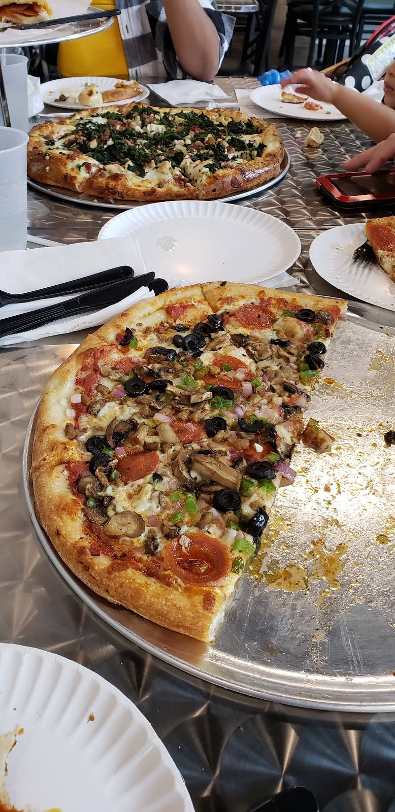 Saruzzos New York Pizzeria | restaurant | 8620 Grand Mission Blvd Ste. G, Richmond, TX 77407, USA | 3462392555 OR +1 346-239-2555