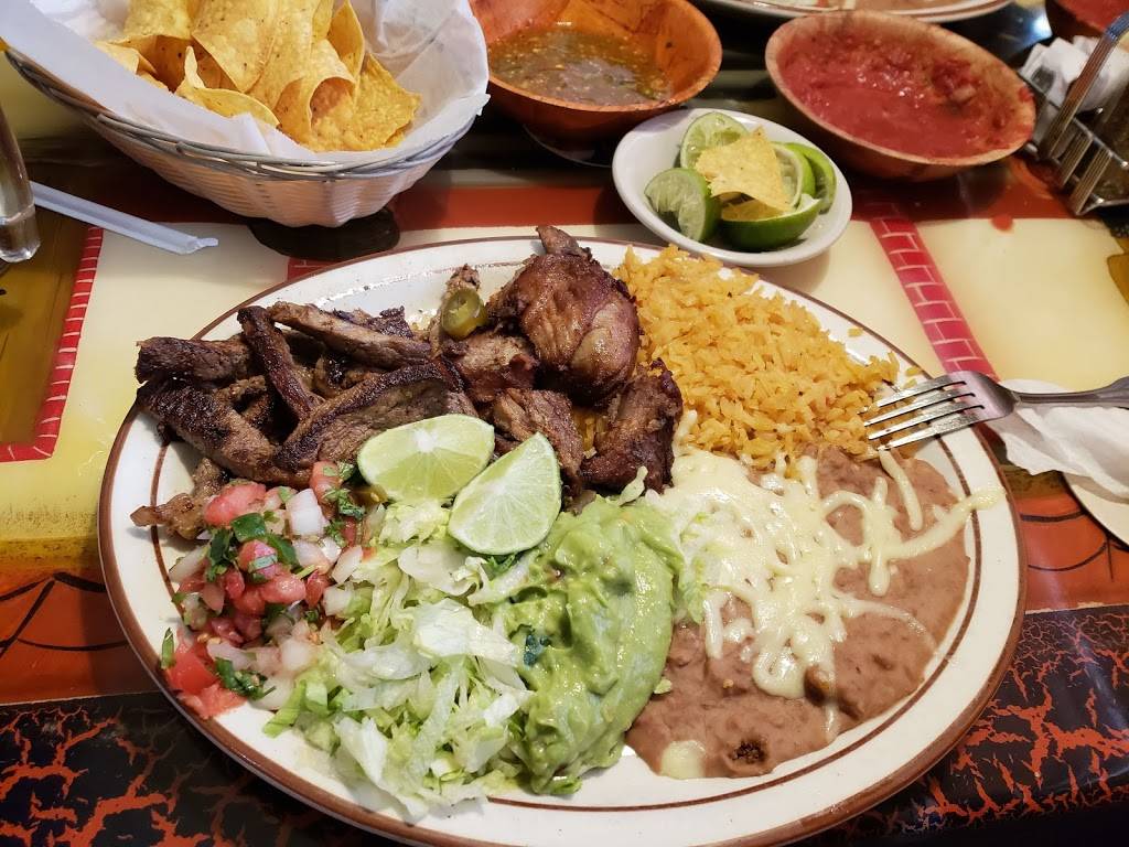 Dos Margaritas | restaurant | 4 Industrial Park Dr, Hendersonville, TN 37075, USA | 6158268339 OR +1 615-826-8339