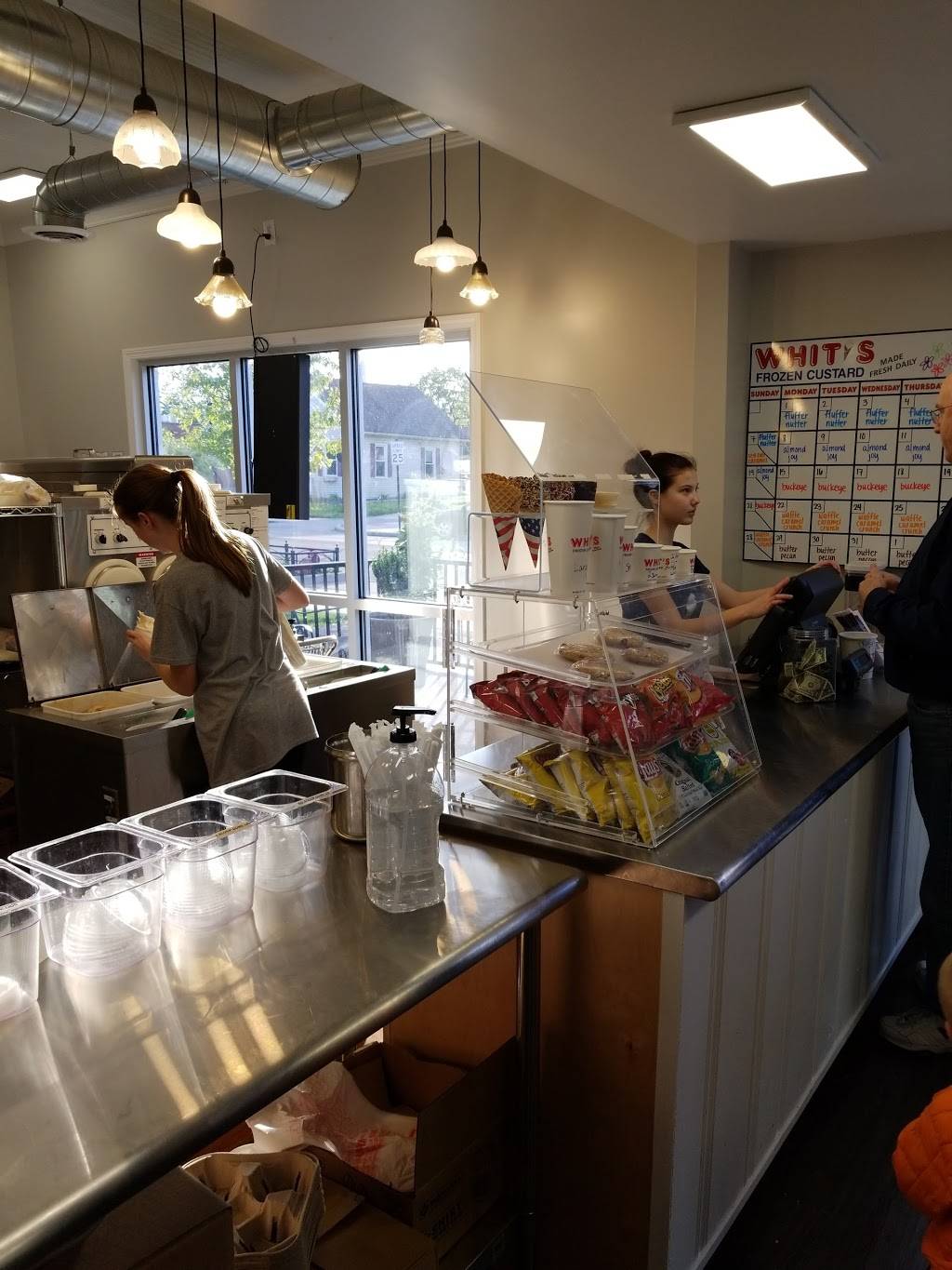 Whits Frozen Custard | restaurant | 4138 Main St, Hilliard, OH 43026, USA | 6147101315 OR +1 614-710-1315